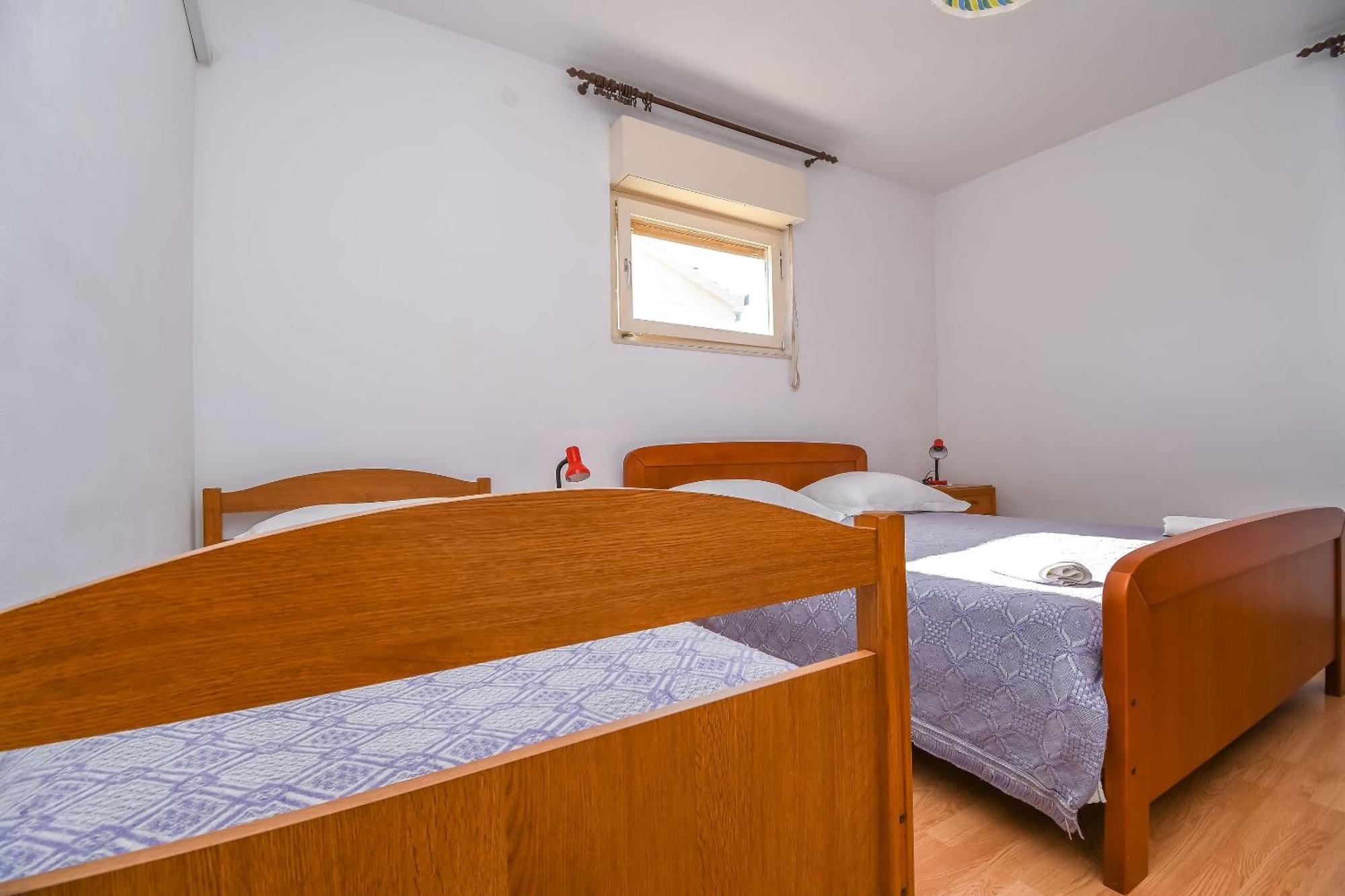 Apartments Vinka Трогір Екстер'єр фото