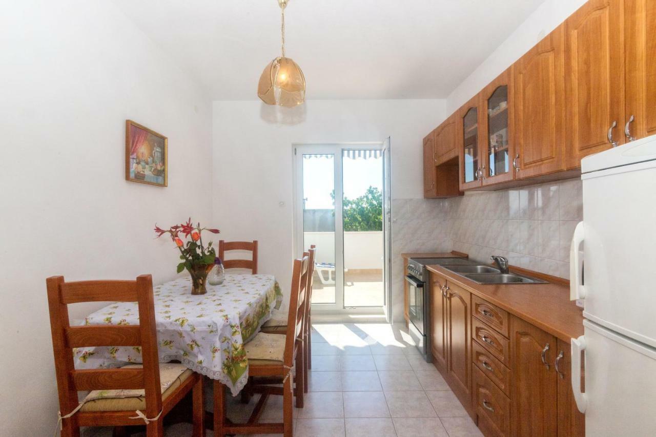 Apartments Vinka Трогір Екстер'єр фото